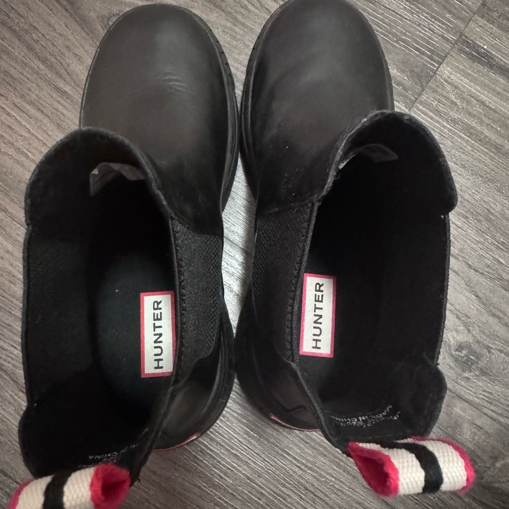 Hunter Women’s Neveah Slip-On Waterproof Chelsea Booties - worn once! - Picture 7 of 8